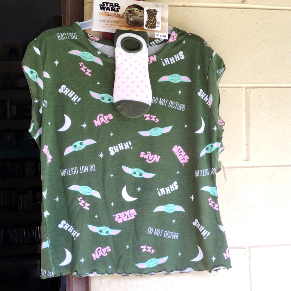 Woman's Starwars, Medium, sleep set